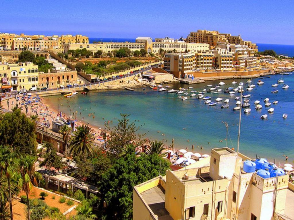 Апартаменты Unbeatable Location Valletta And Harbour Views Слима Экстерьер фото
